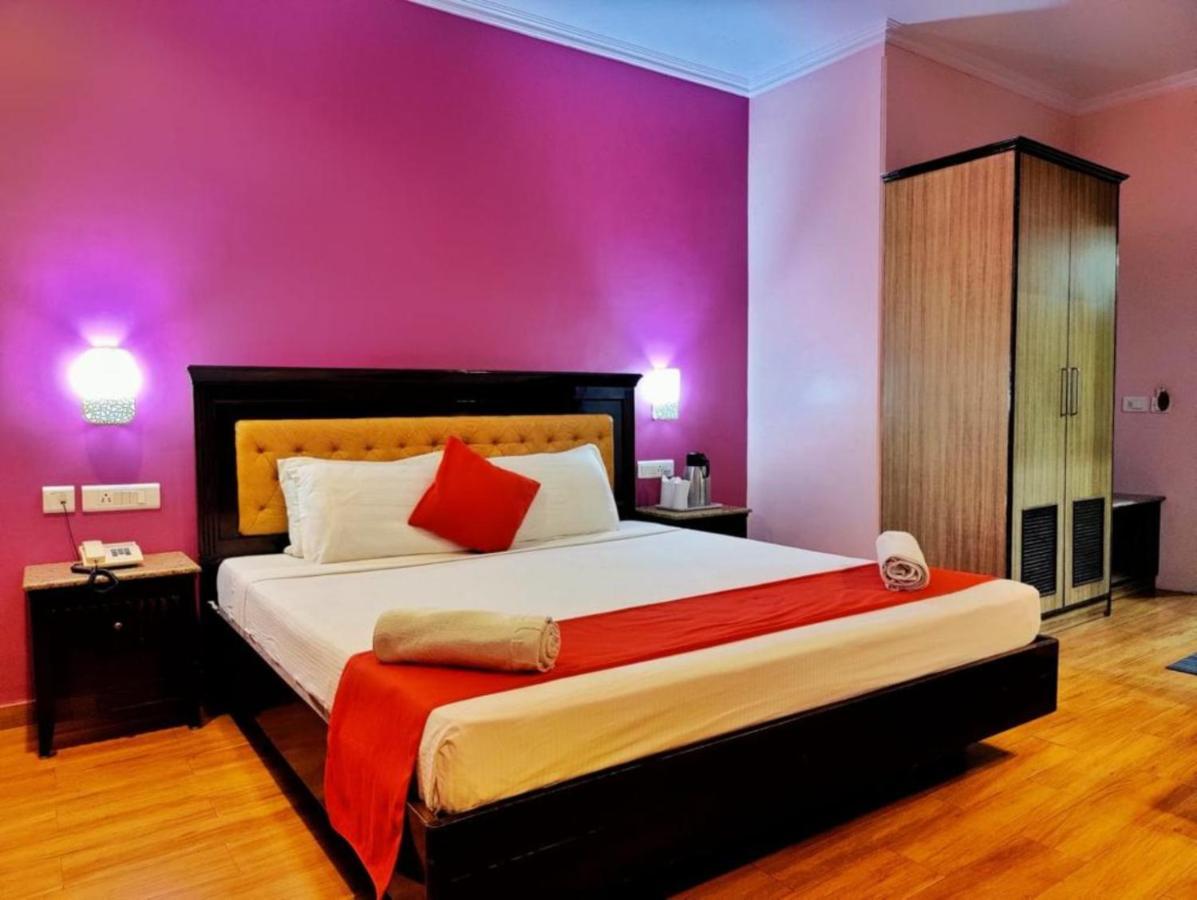 Hotel Marc Shimla Bagian luar foto