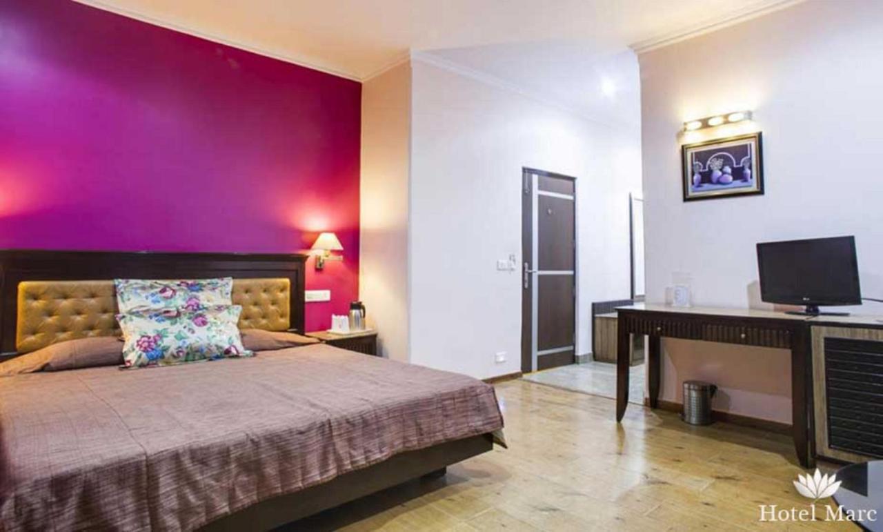 Hotel Marc Shimla Bagian luar foto