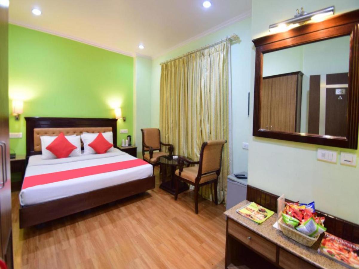 Hotel Marc Shimla Bagian luar foto