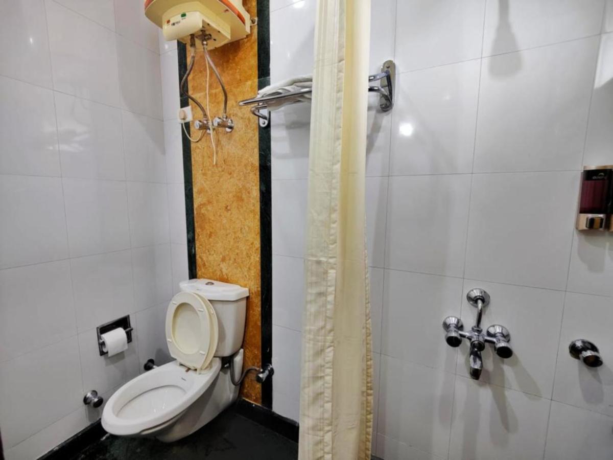 Hotel Marc Shimla Bagian luar foto
