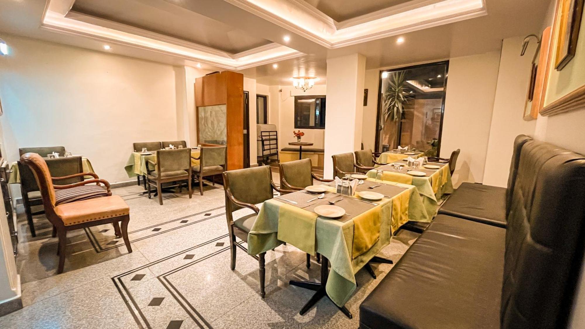 Hotel Marc Shimla Bagian luar foto