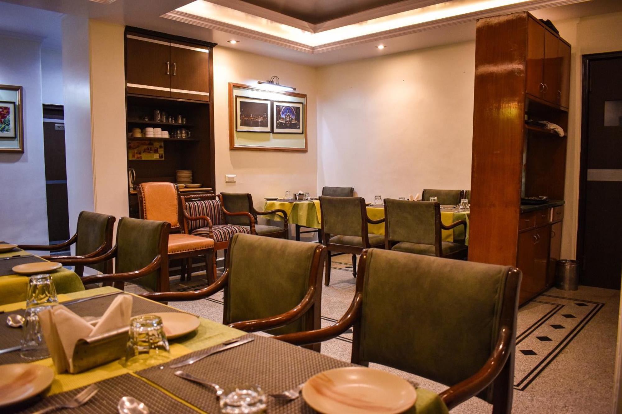 Hotel Marc Shimla Bagian luar foto